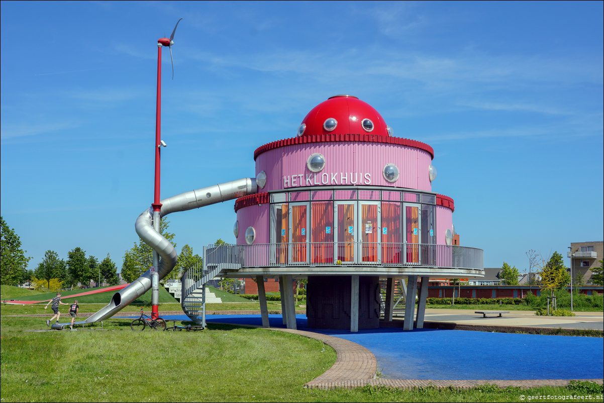 Almere Poort Klokhuis